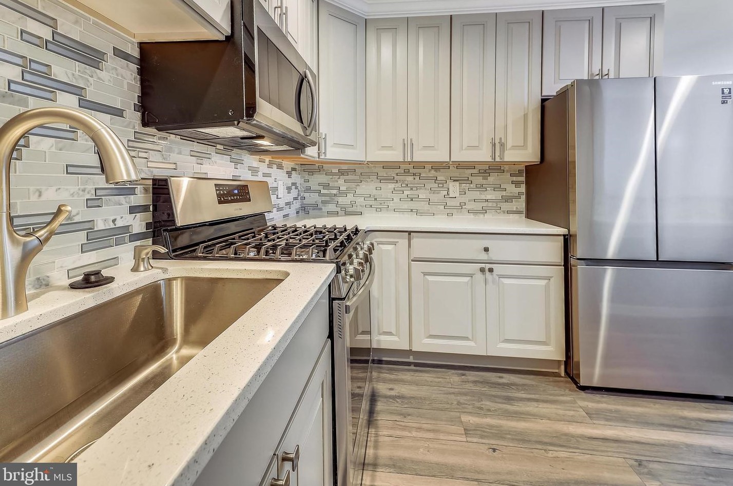 1004 Cypresstree Dr, Capitol Heights MD  20743-6308 exterior