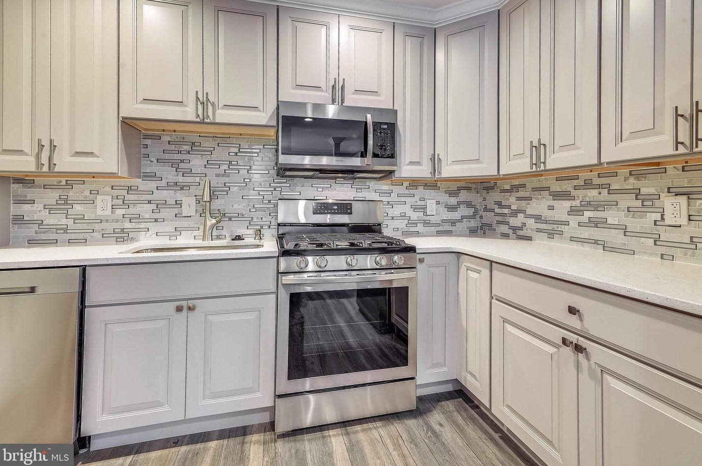 1004 Cypresstree Dr, Capitol Heights MD  20743-6308 exterior