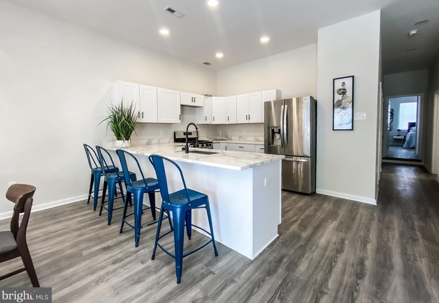 5028 Emo St, Capitol Heights MD  20743-2857 exterior