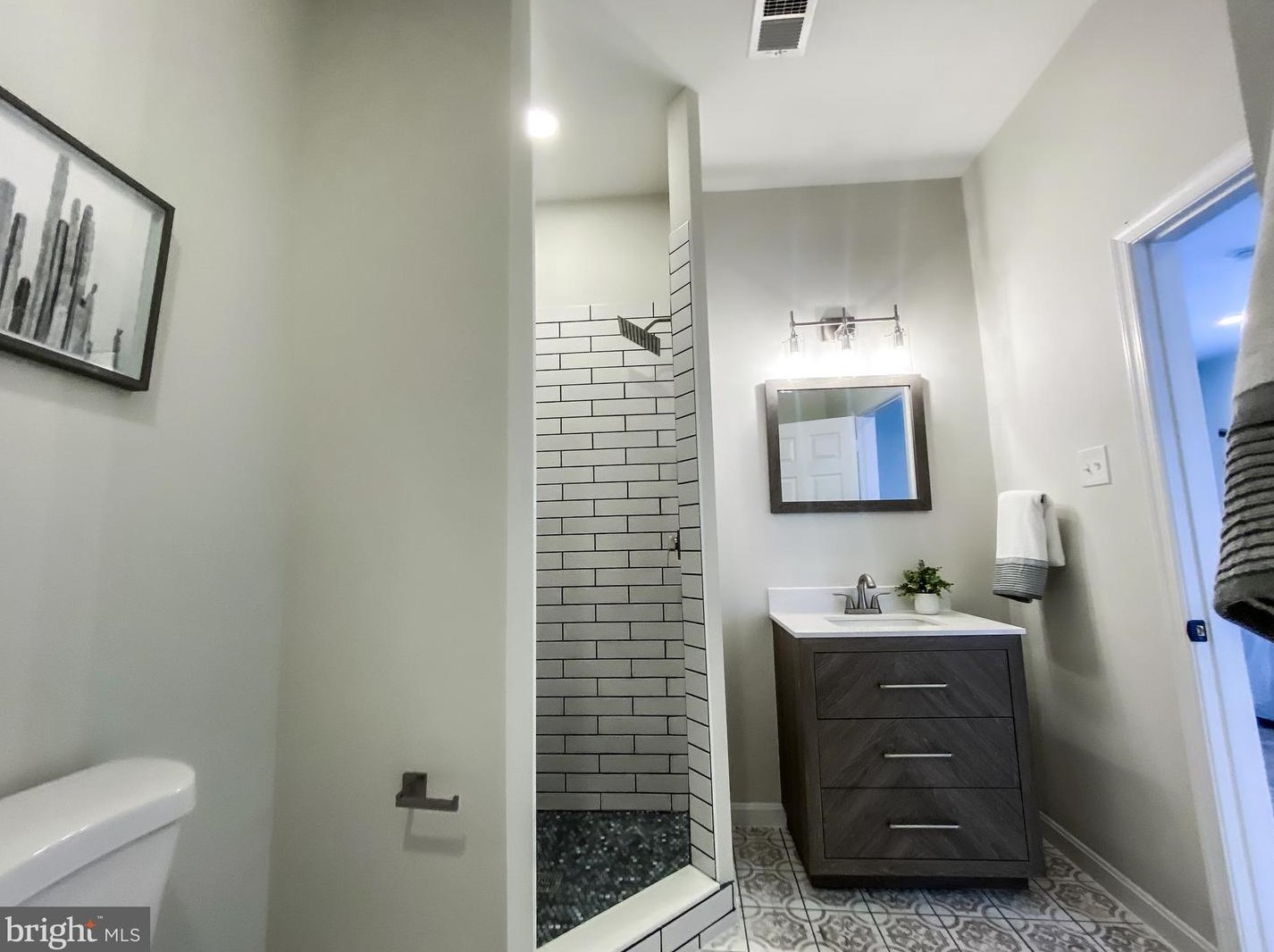 5028 Emo St, Capitol Heights MD  20743-2857 exterior