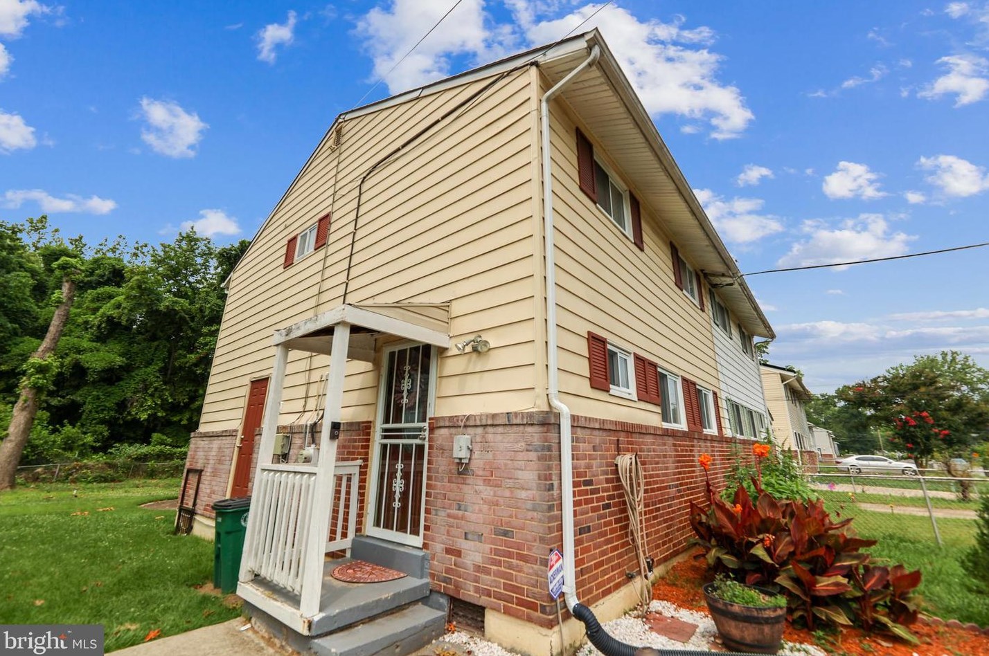618 Birchleaf Ave, Capitol Heights MD  20743-1801 exterior