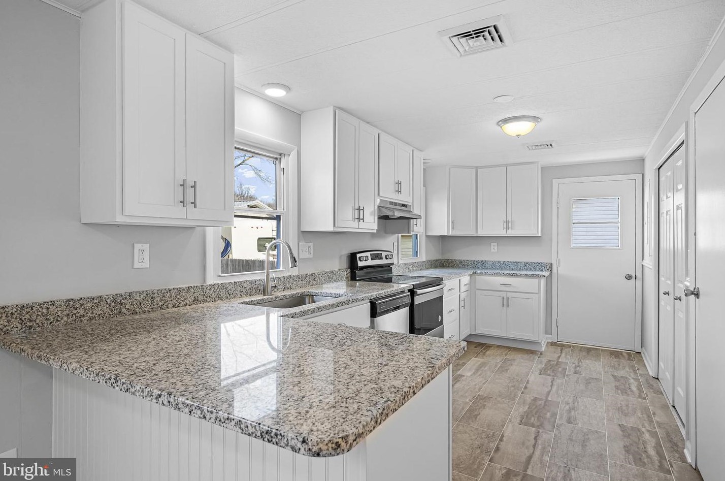 220 Nichols Manor Dr, Stevensville MD  21666-2232 exterior