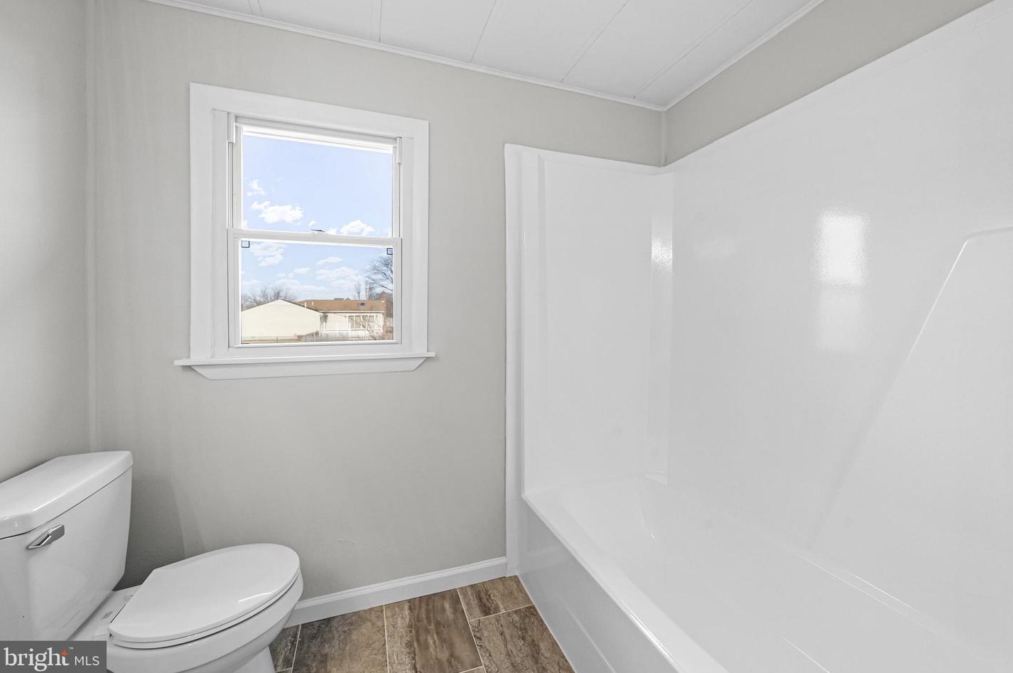 220 Nichols Manor Dr, Stevensville MD  21666-2232 exterior