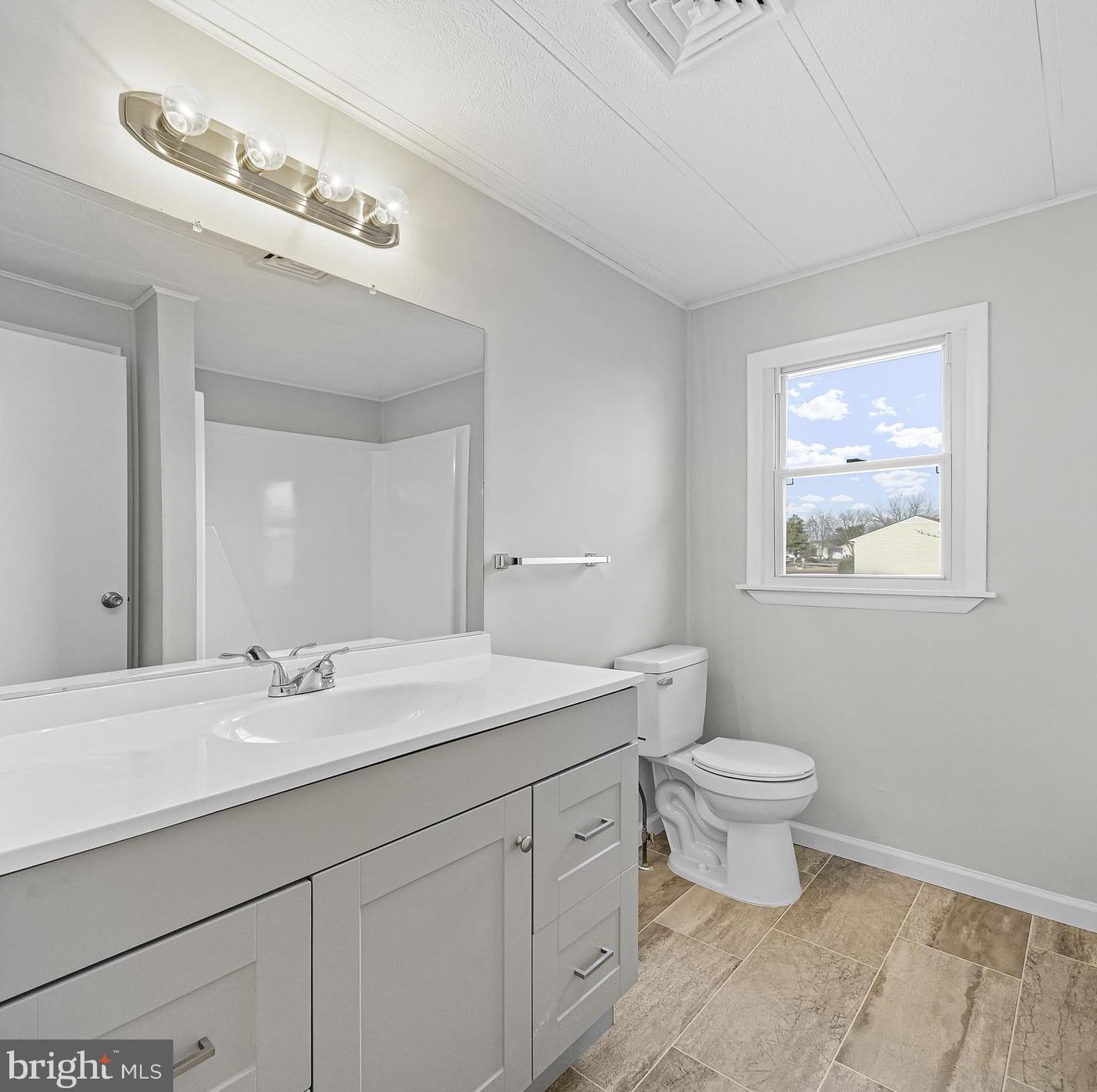 220 Nichols Manor Dr, Stevensville MD  21666-2232 exterior