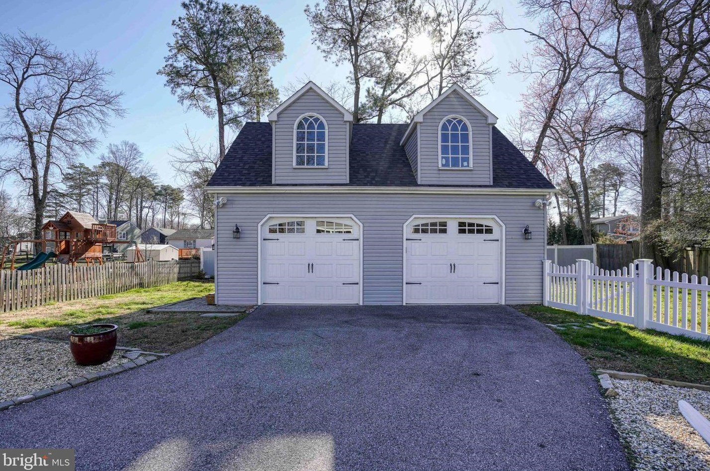 617 Bayside Dr, Stevensville MD  21666-2731 exterior