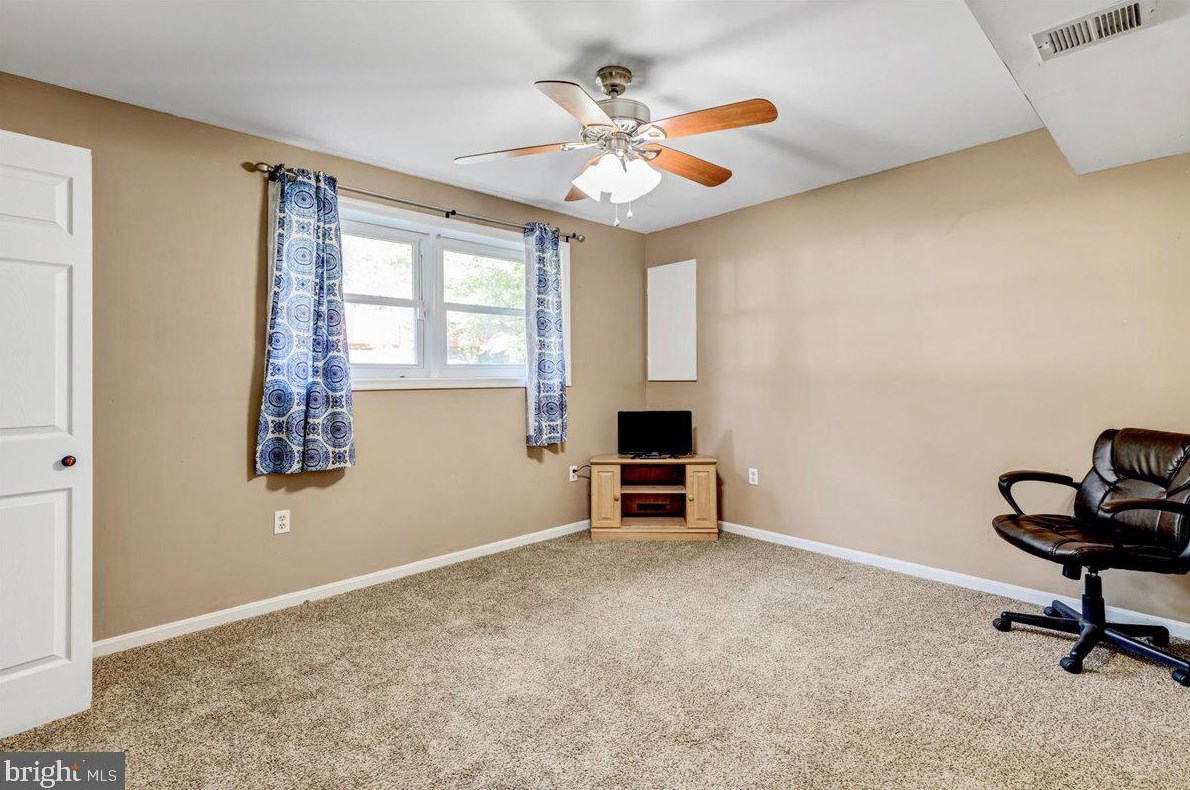 21680 Galatea St, Lex Pk MD  20653-2550 exterior