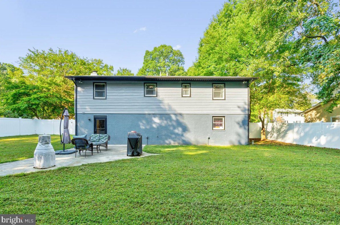 21680 Galatea St, Lex Pk MD  20653-2550 exterior