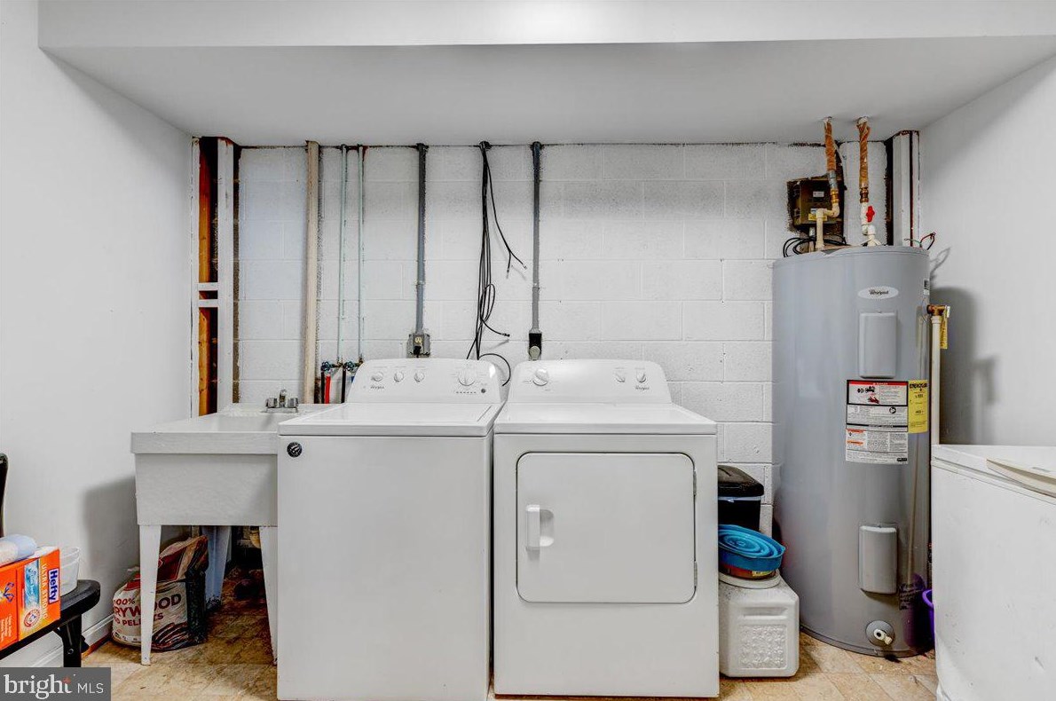 21680 Galatea St, Lex Pk MD  20653-2550 exterior