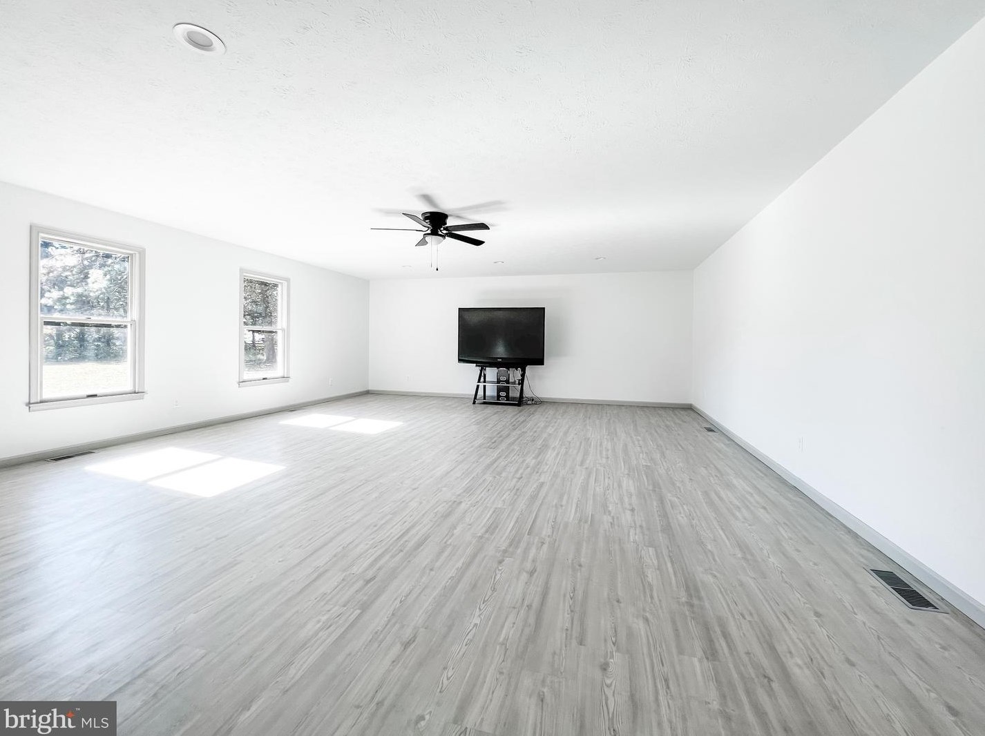 26095 Jones Wharf Rd, Hollywood MD  20636-2427 exterior