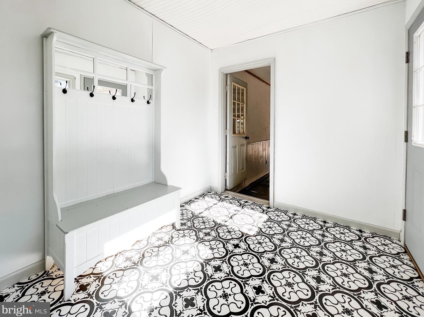 26095 Jones Wharf Rd, Hollywood MD  20636-2427 exterior