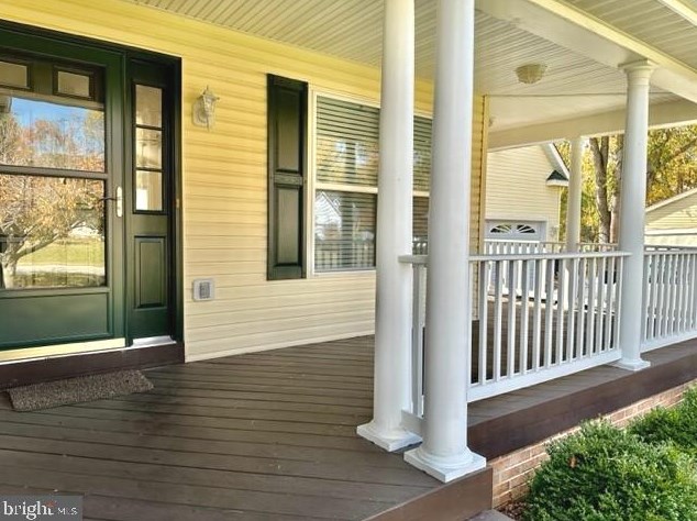 35561 Golf Course Dr, Mechanicsville MD  20659-2914 exterior
