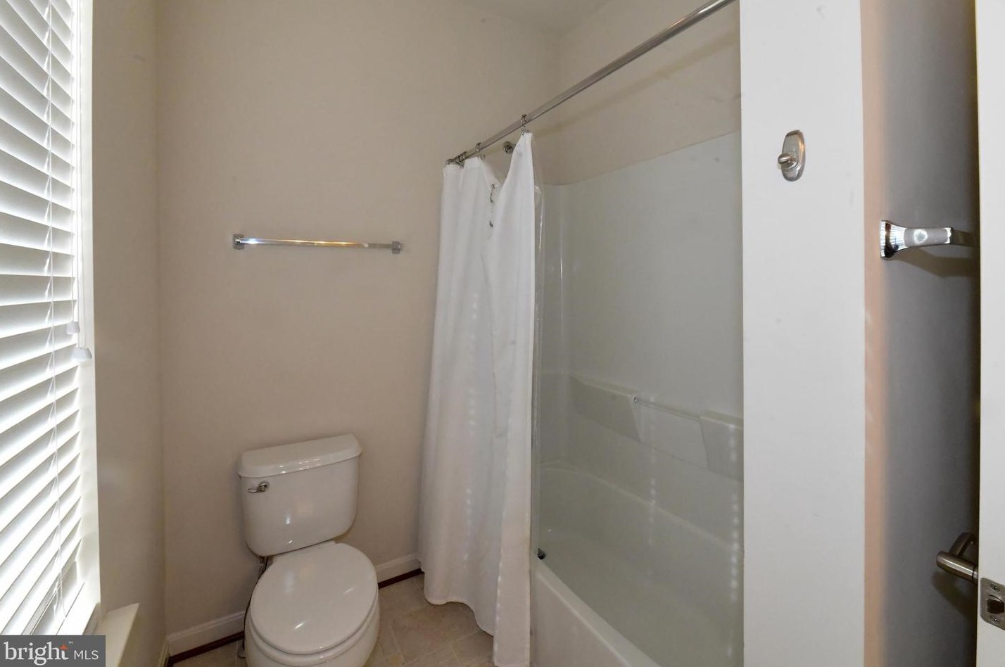 43980 Swift Fox Dr, California MD  20619-7123 exterior