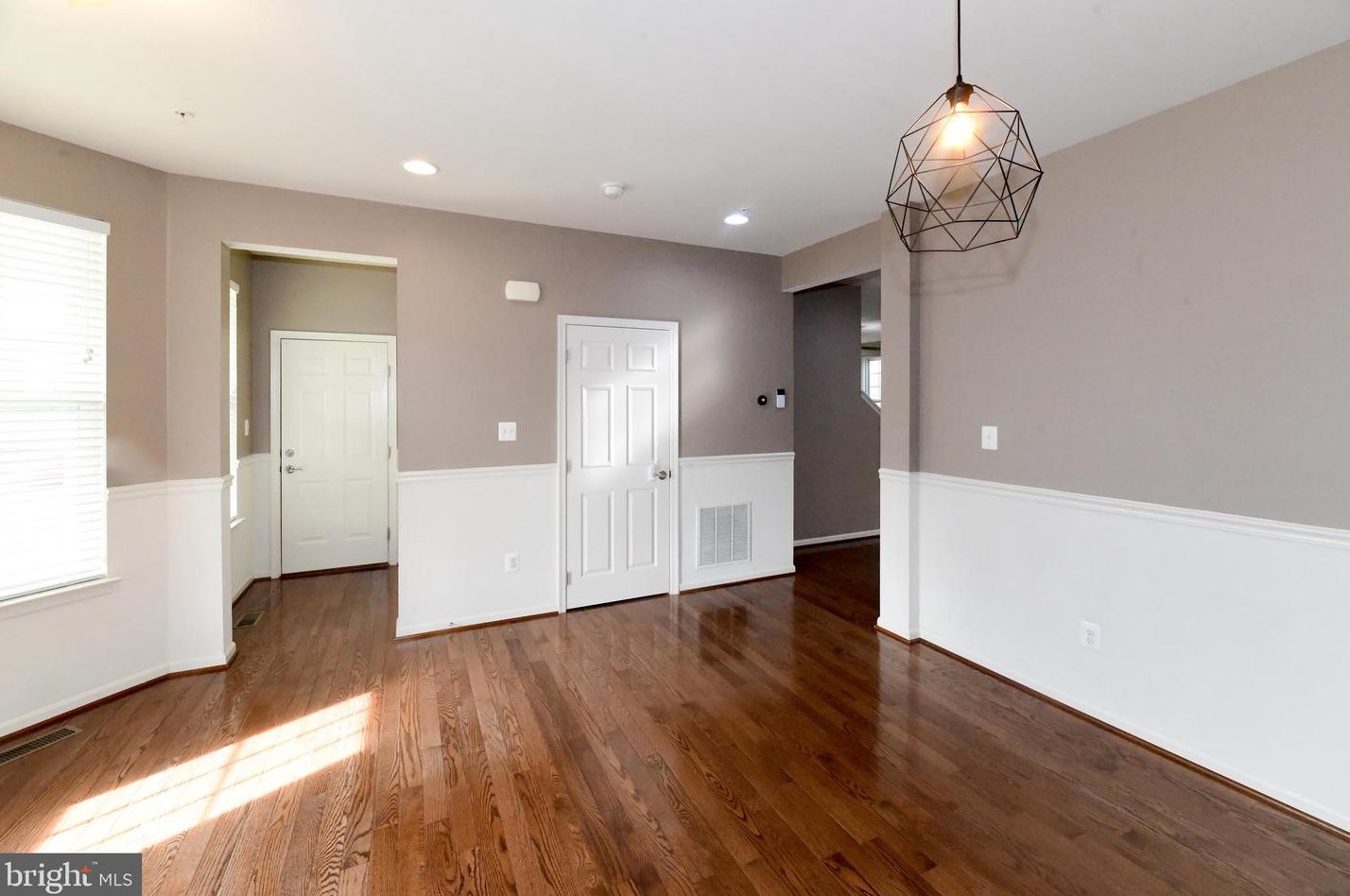 43980 Swift Fox Dr, California MD  20619-7123 exterior