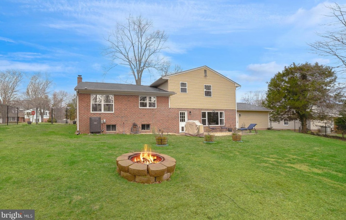 23118 Esperanza Dr, Lex Pk MD  20653-2184 exterior