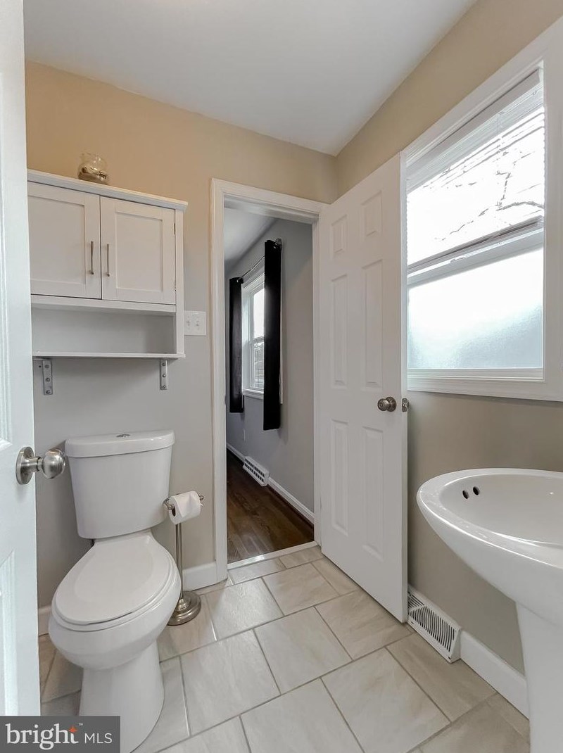 23118 Esperanza Dr, Lex Pk MD  20653-2184 exterior