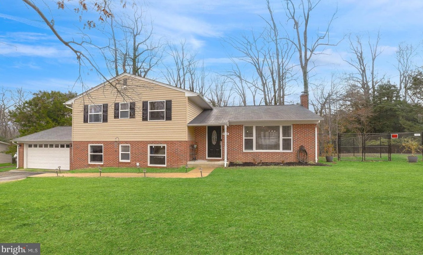 23118 Esperanza Dr, Lex Pk MD  20653-2184 exterior