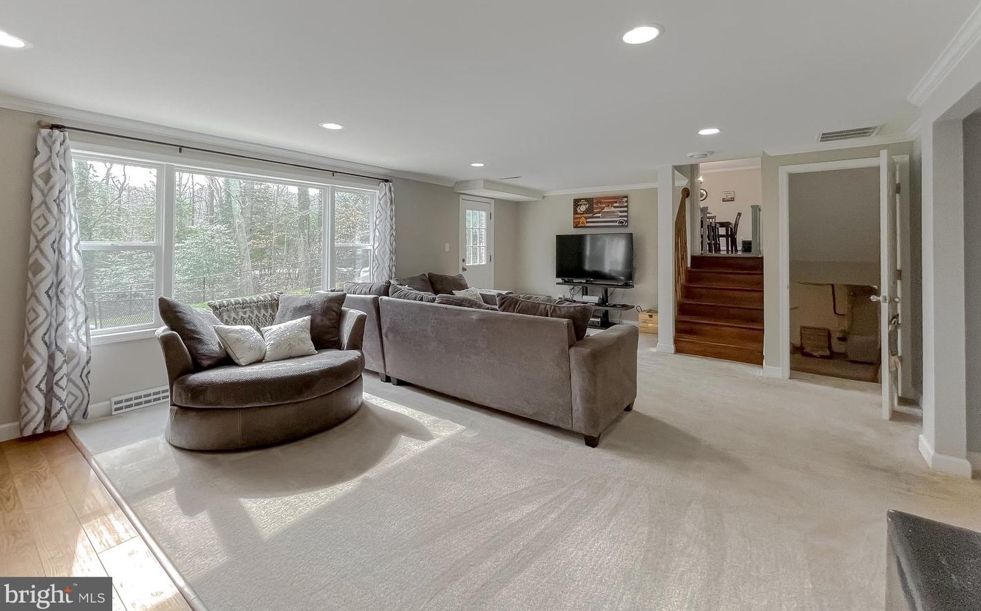 23118 Esperanza Dr, Lex Pk MD  20653-2184 exterior