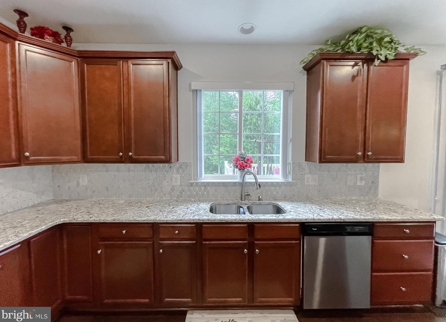 43932 Swift Fox Dr, California MD  20619-7136 exterior