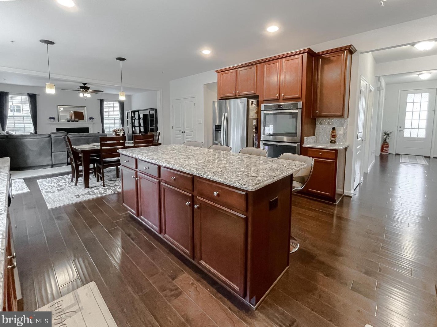 43932 Swift Fox Dr, California MD  20619-7136 exterior