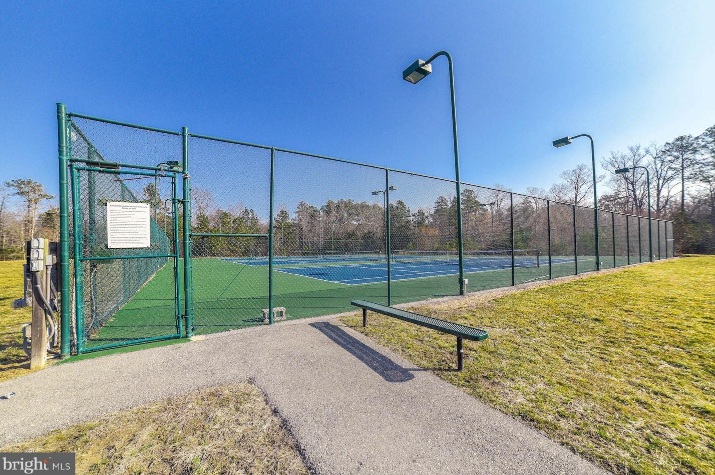 43932 Swift Fox Dr, California MD  20619-7136 exterior