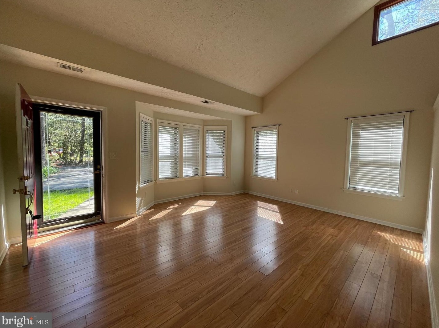 23219 Scotch Pine Ct, California MD  20619-6118 exterior