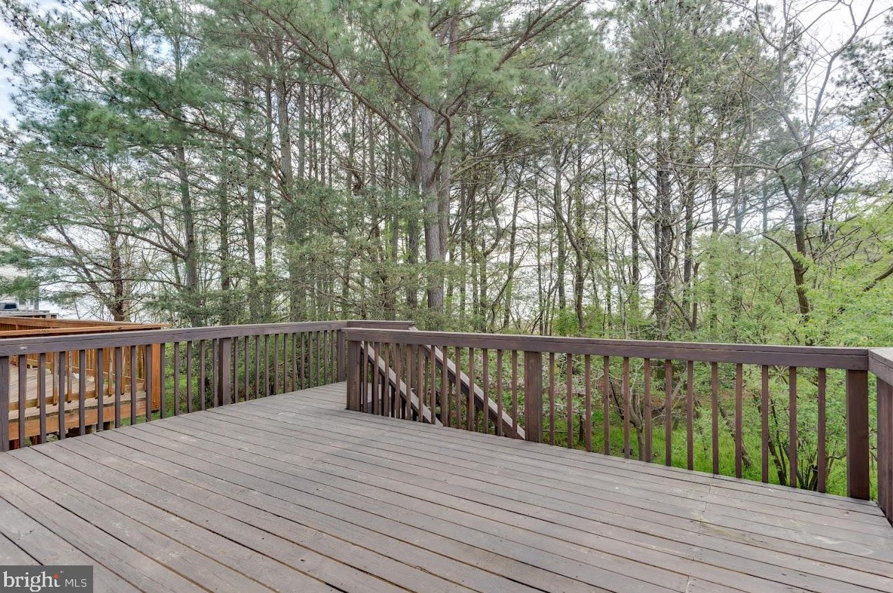 48395 Sunburst Dr, Lex Pk MD  20653-4588 exterior