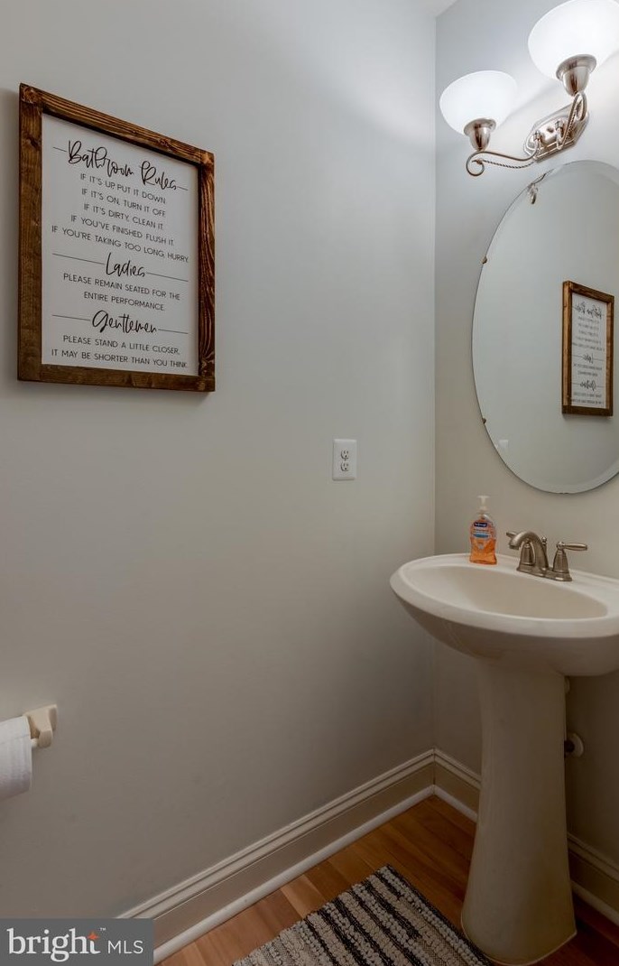 46979 Pembrooke St, Lex Pk MD  20653-8222 exterior