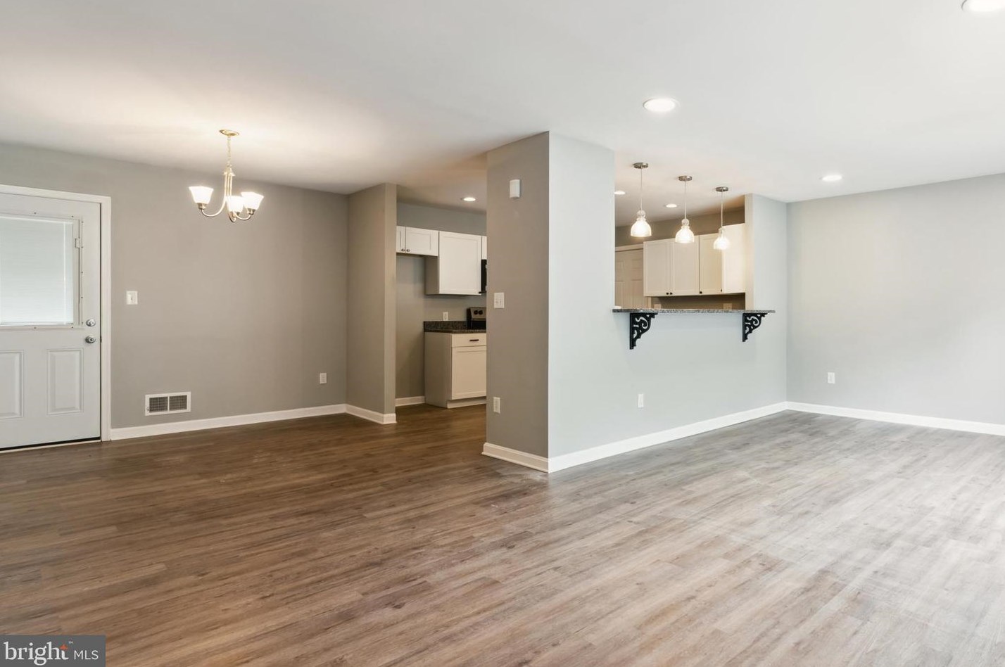 39556 Mason Dr, Mechanicsville MD 20659-2247 exterior