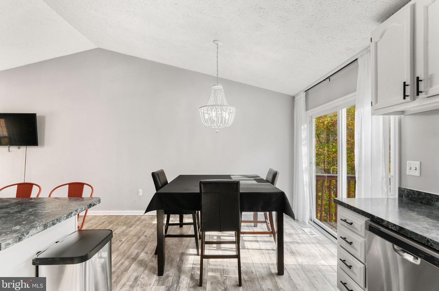 35899 Army Navy Dr, Mechanicsville MD  20659-2931 exterior