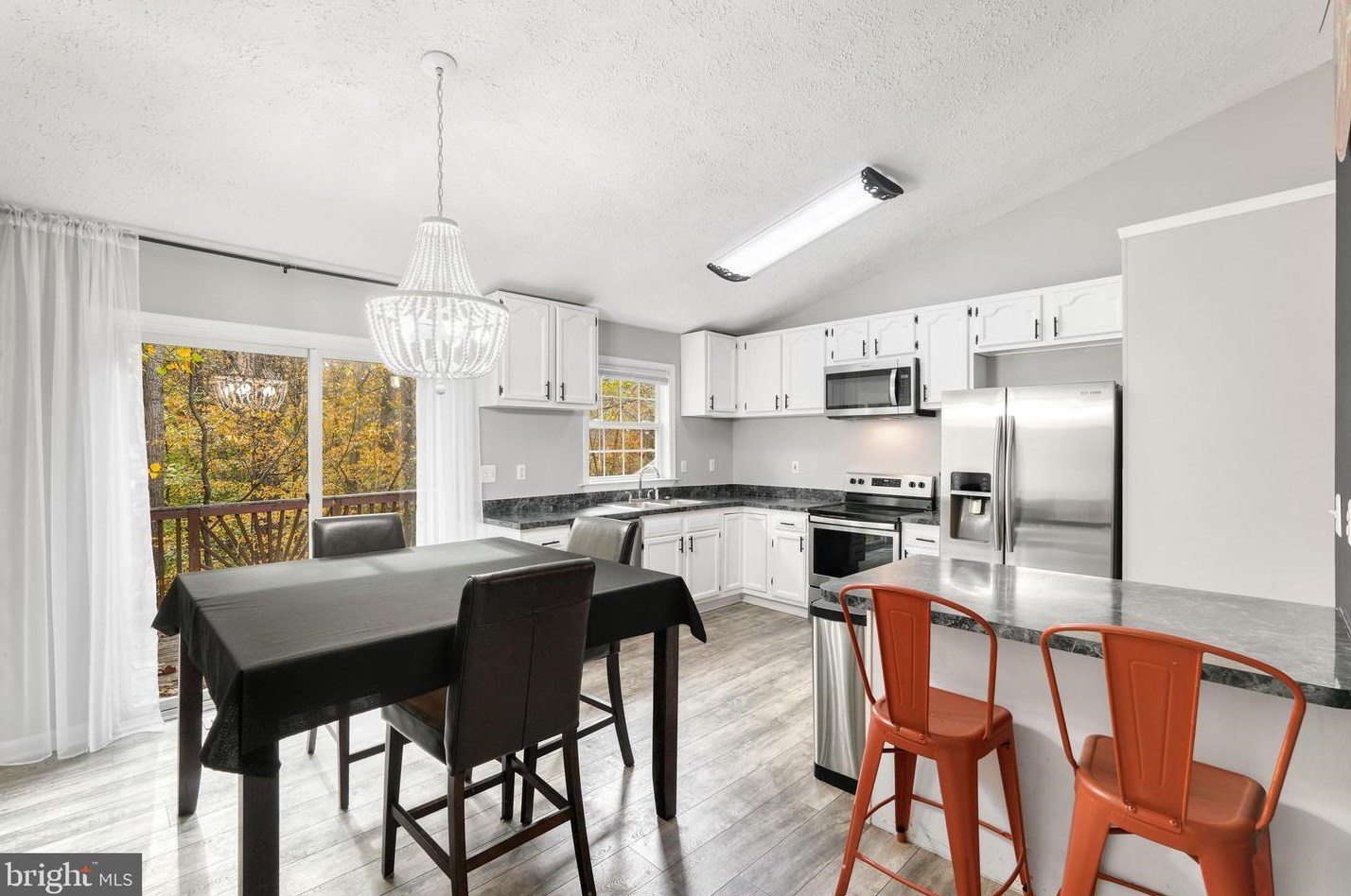 35899 Army Navy Dr, Mechanicsville MD  20659-2931 exterior