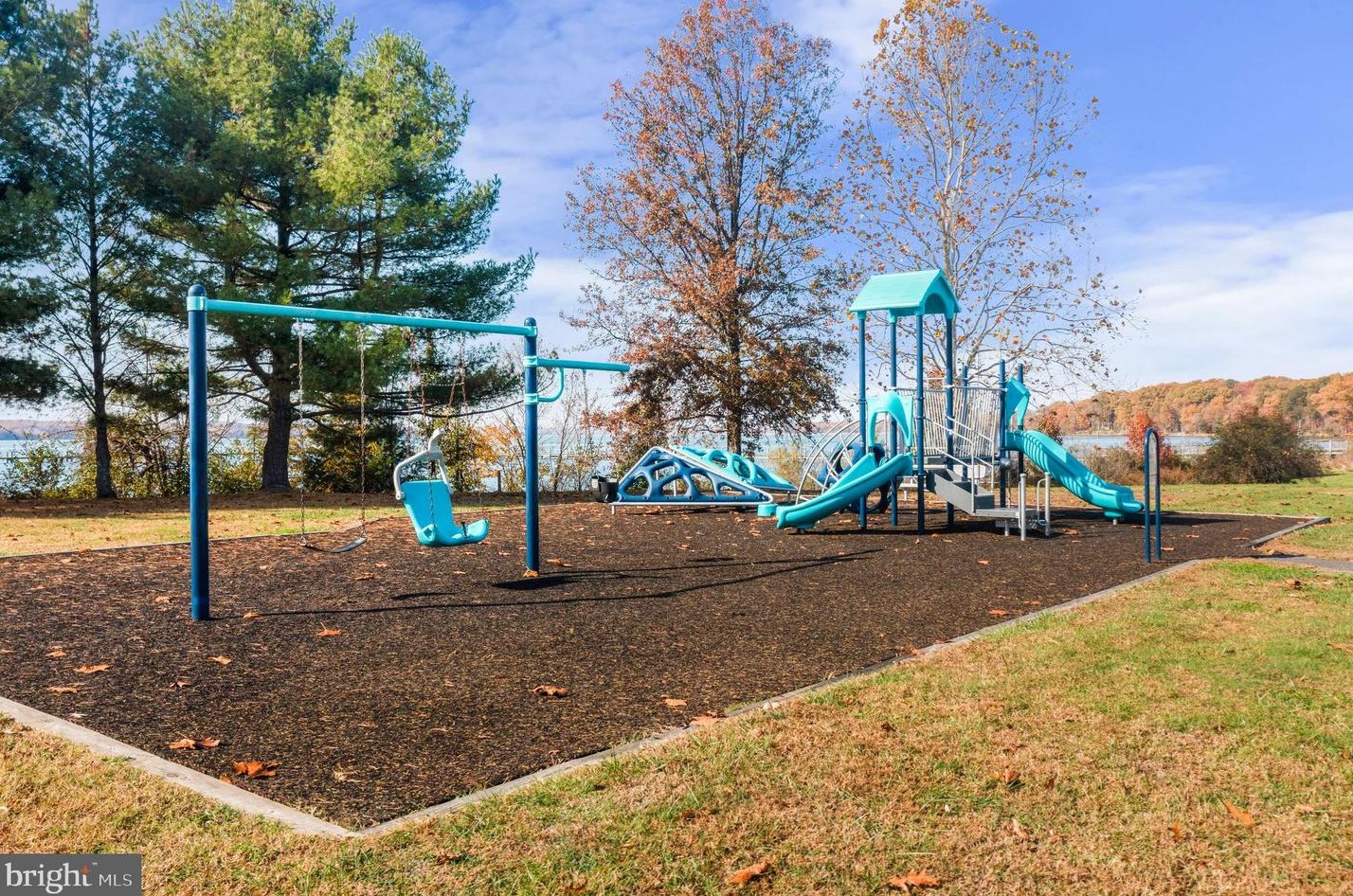 35899 Army Navy Dr, Mechanicsville MD  20659-2931 exterior