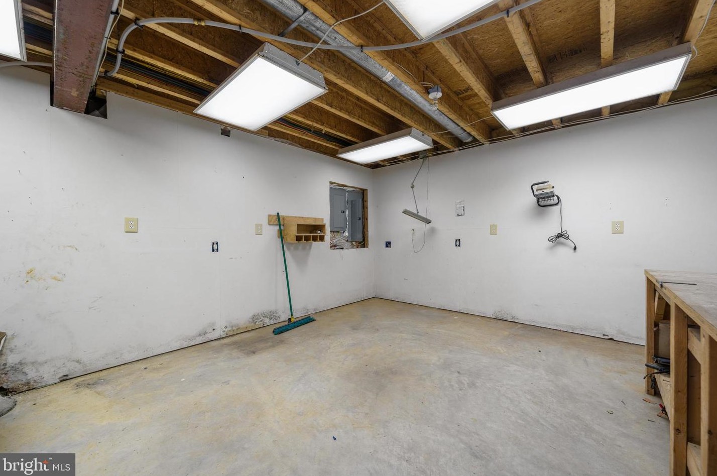 38141 Dons Way, Clements MD  20624-2345 exterior