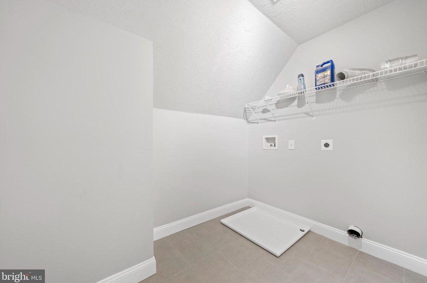 38141 Dons Way, Clements MD  20624-2345 exterior