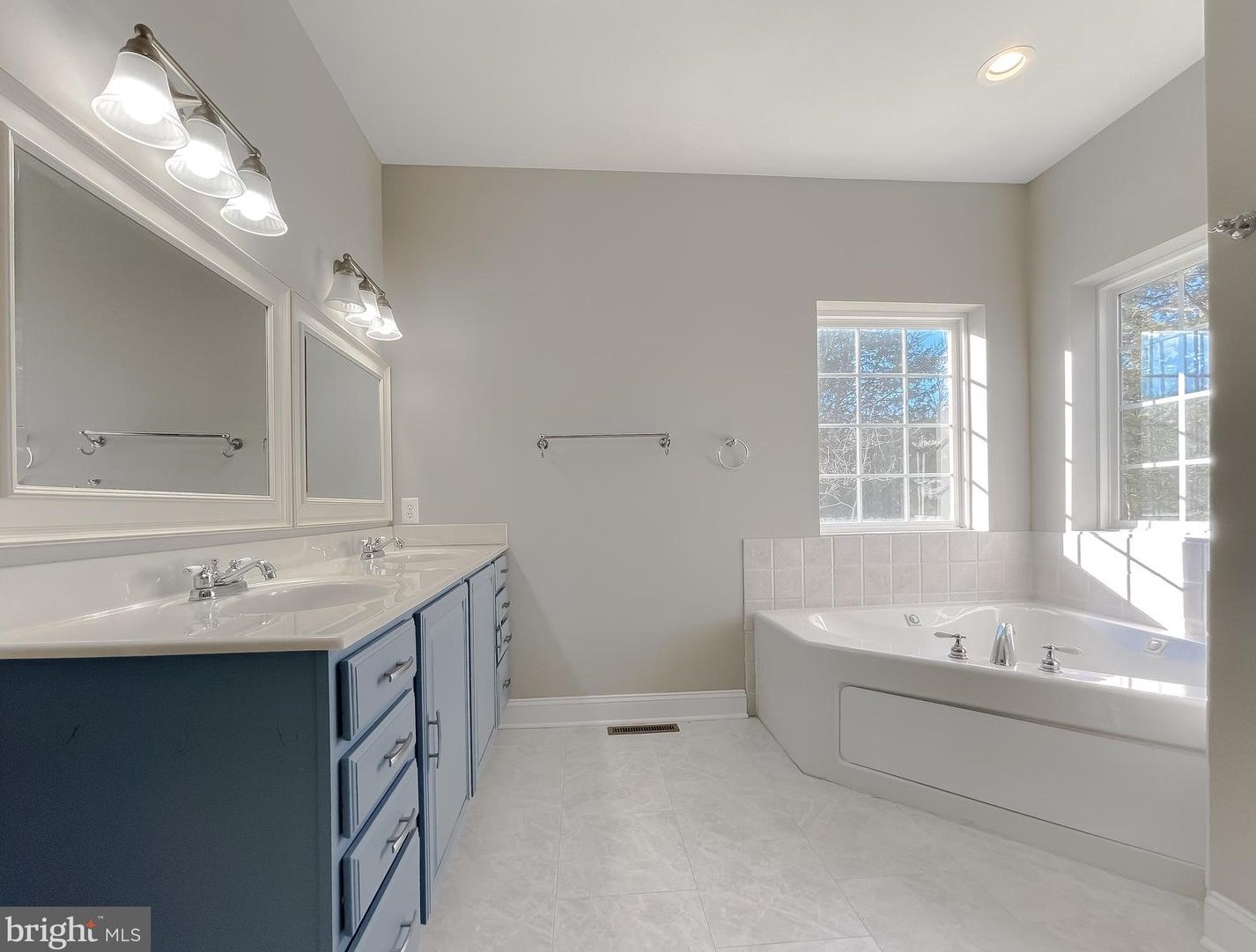 22030 Cartwright Rd, Leonardtown MD  20650-3518 exterior