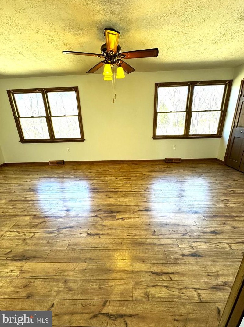 27052 Oxley Dr, Mechanicsville MD 20659-5803 exterior