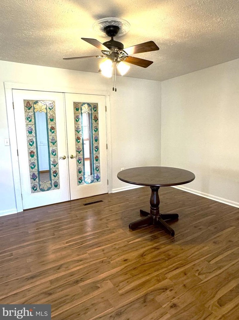 27052 Oxley Dr, Mechanicsville MD 20659-5803 exterior