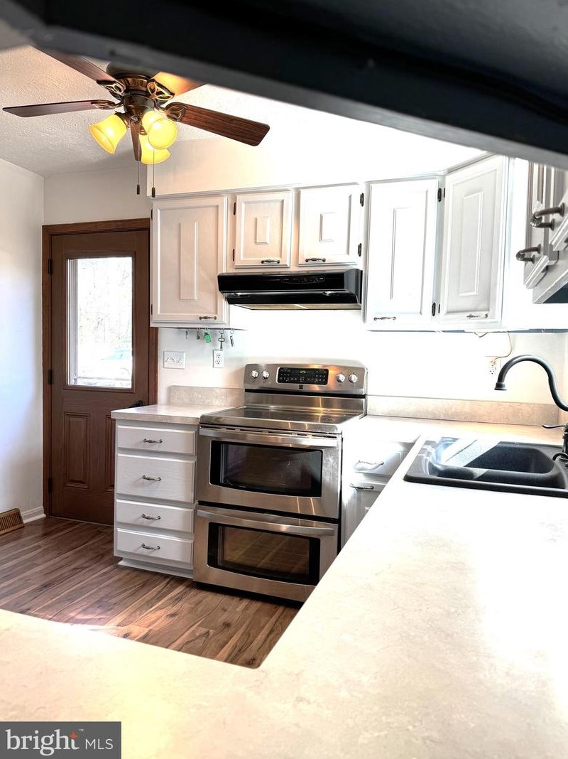 27052 Oxley Dr, Mechanicsville MD 20659-5803 exterior