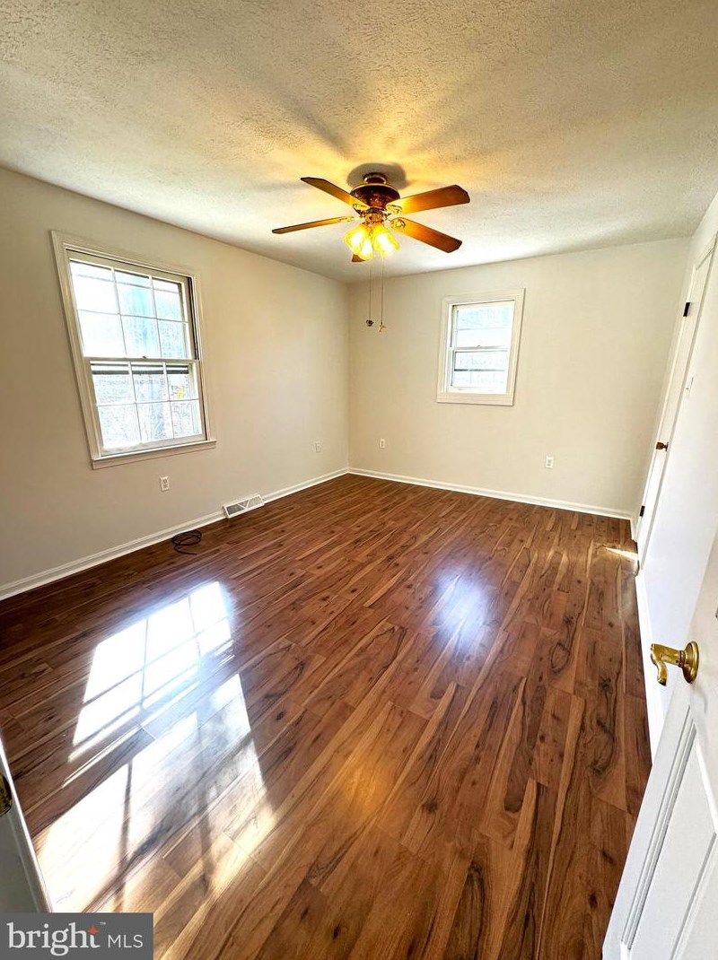 27052 Oxley Dr, Mechanicsville MD 20659-5803 exterior