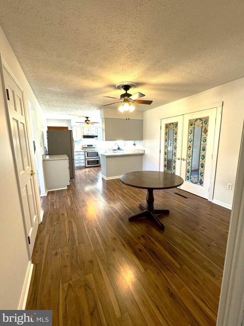 27052 Oxley Dr, Mechanicsville MD 20659-5803 exterior