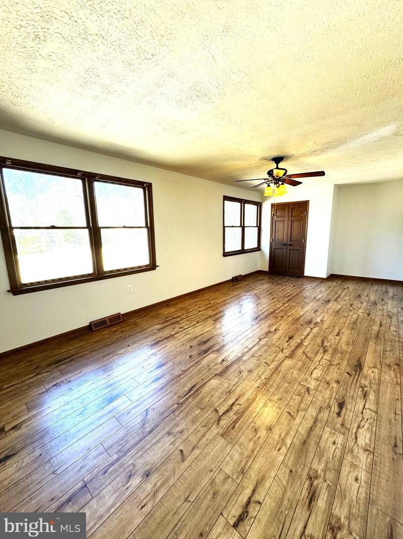 27052 Oxley Dr, Mechanicsville MD 20659-5803 exterior