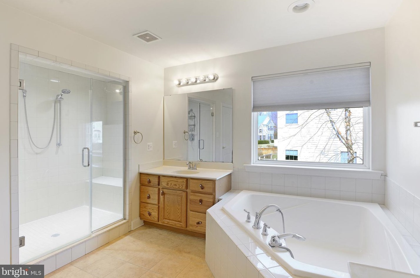 46991 Pembrooke St, Lex Pk MD  20653-8222 exterior