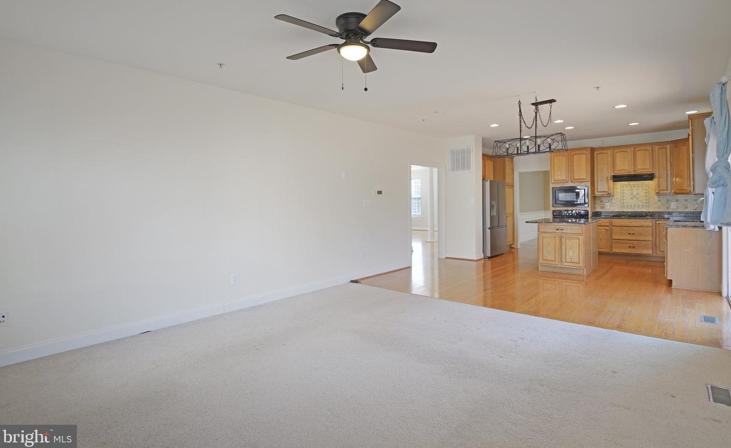 46991 Pembrooke St, Lex Pk MD  20653-8222 exterior