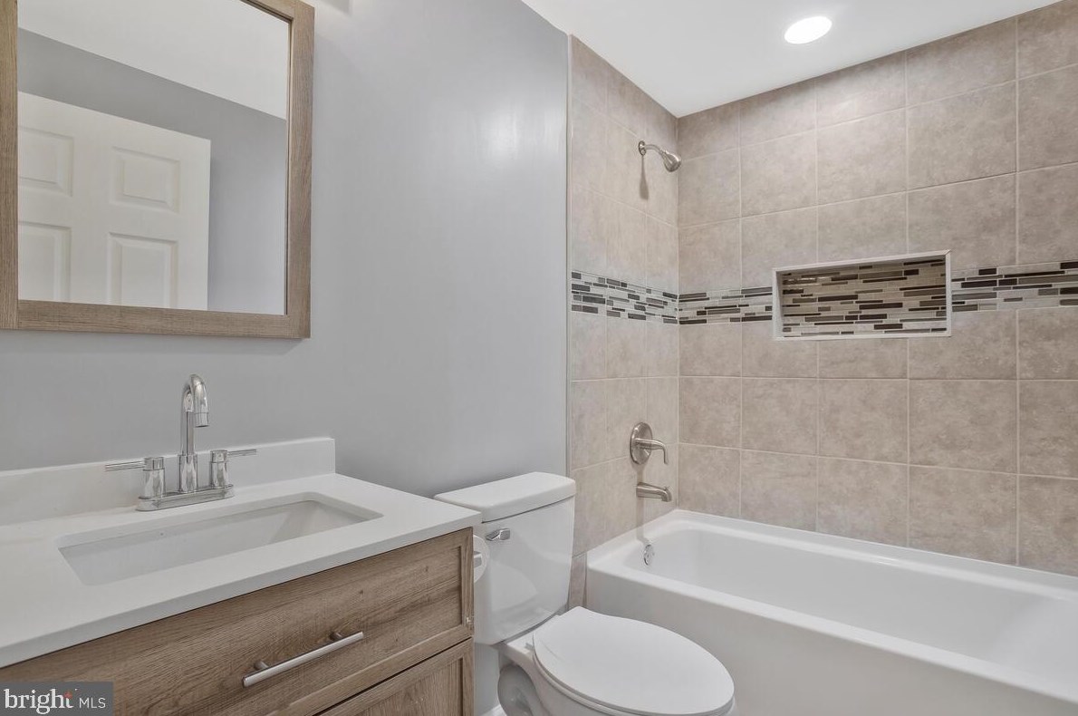 21388 Essex Dr, Lex Pk MD  20653-4121 exterior