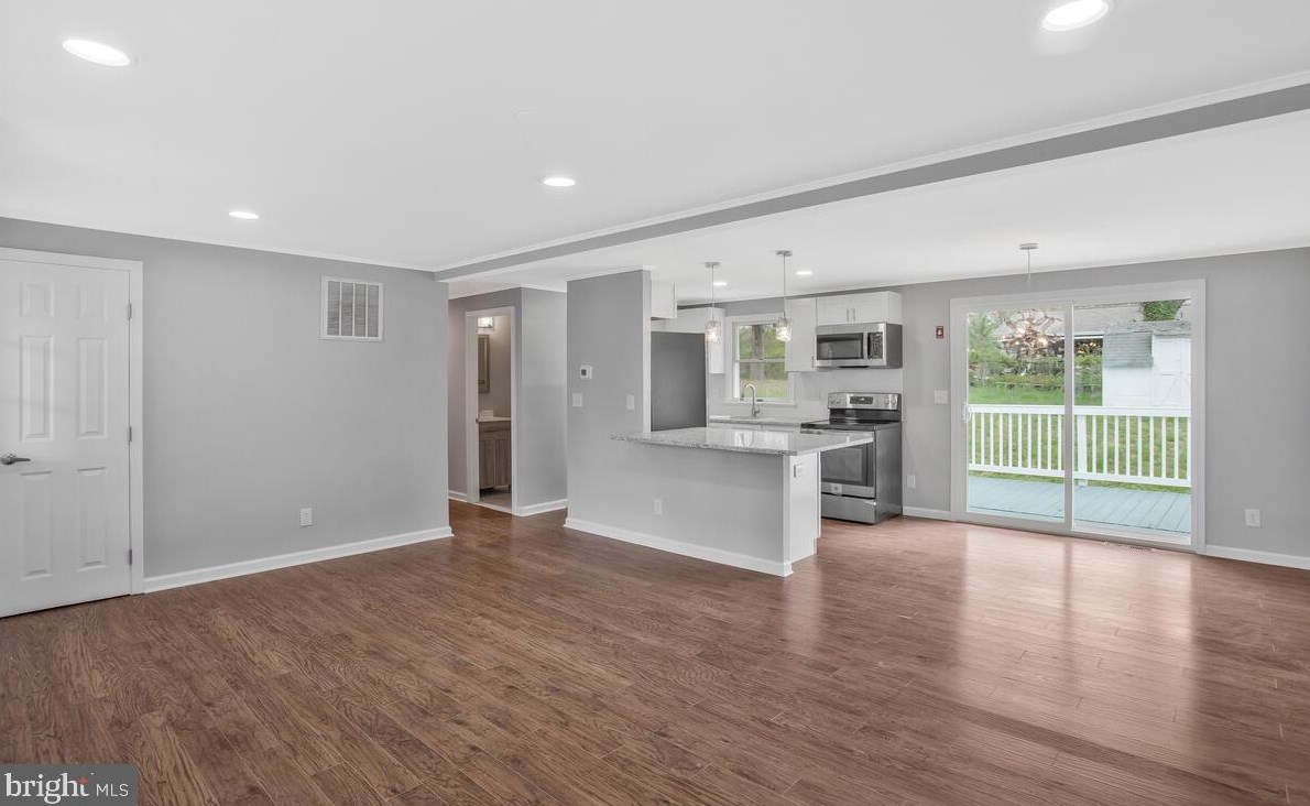 21388 Essex Dr, Lex Pk MD  20653-4121 exterior