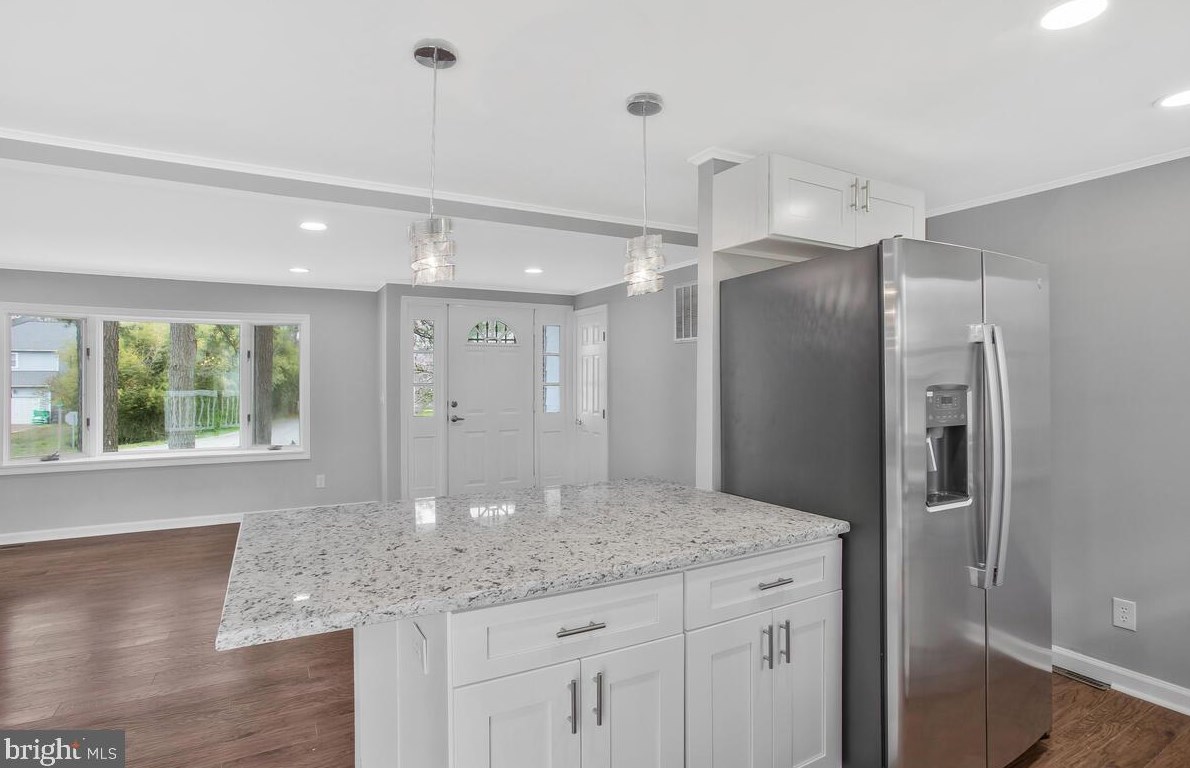 21388 Essex Dr, Lex Pk MD  20653-4121 exterior