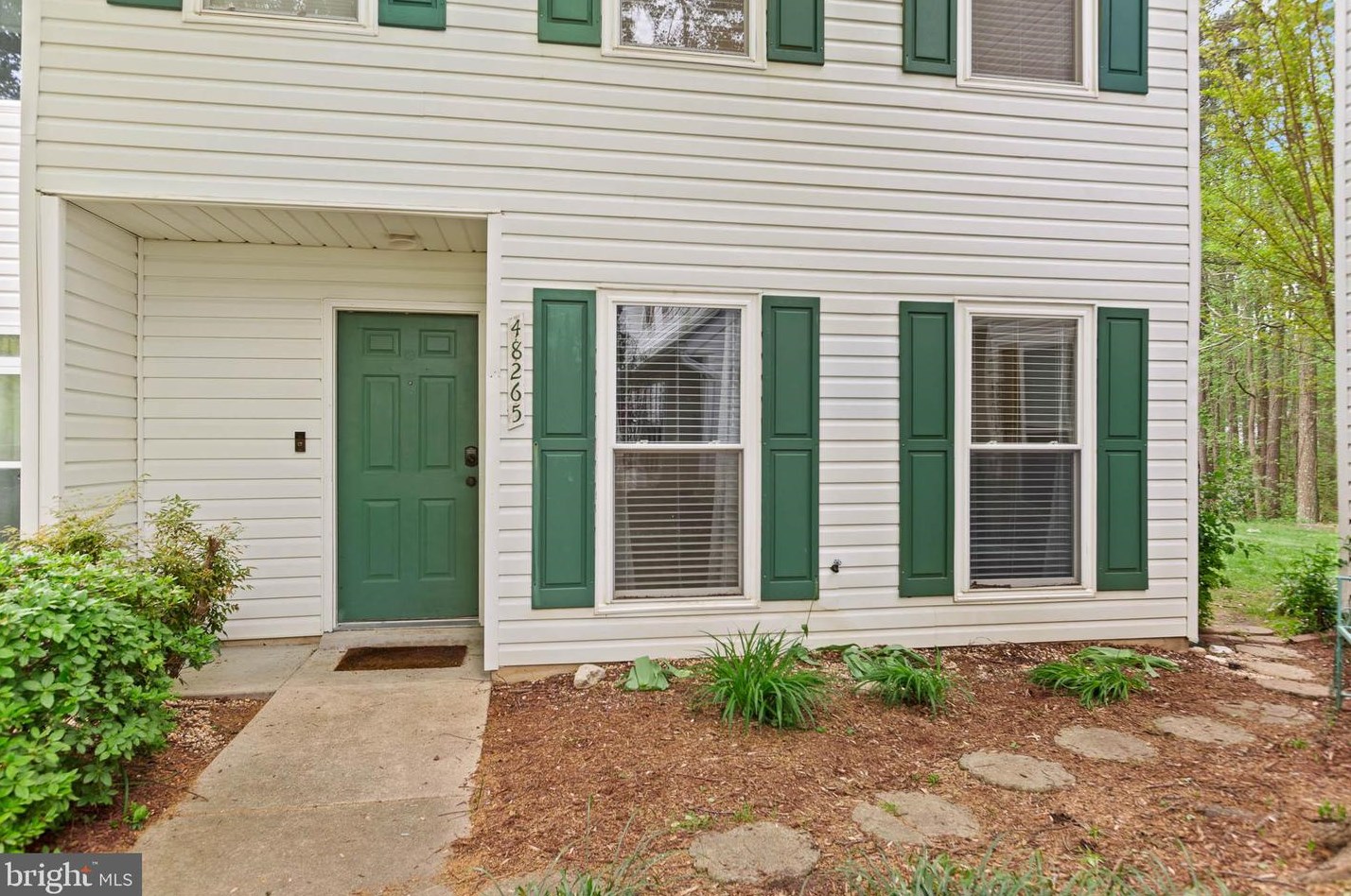 48265 Picketts Harbor Ct, Lex Pk MD  20653-2521 exterior