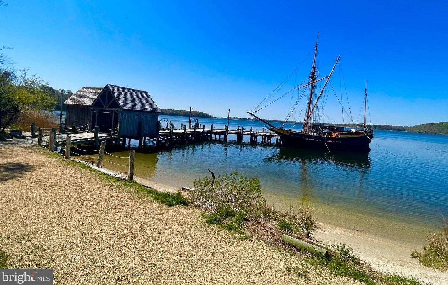 19505 Pt Lookout Rd, Lex Pk MD 20653-3123 exterior