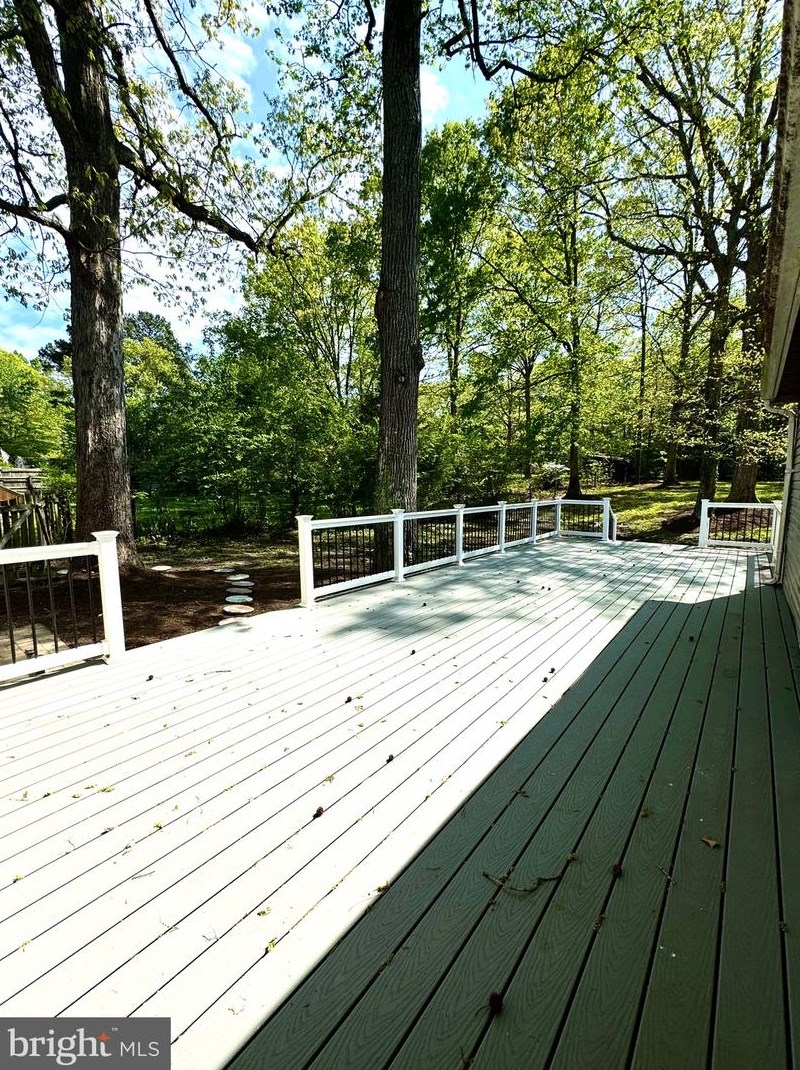 19505 Pt Lookout Rd, Lex Pk MD 20653-3123 exterior