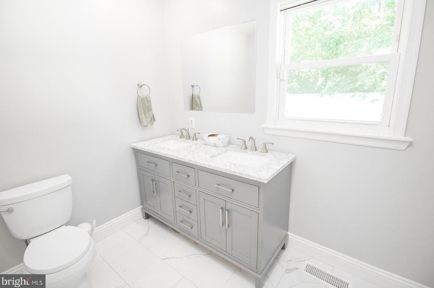 21665 Galatea St, Lex Pk MD 20653-2576 exterior