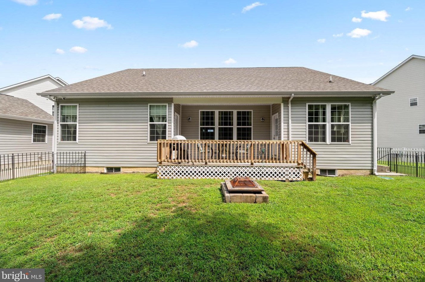 46105 Seabiscuit Ct, Lex Pk MD 20653-2091 exterior